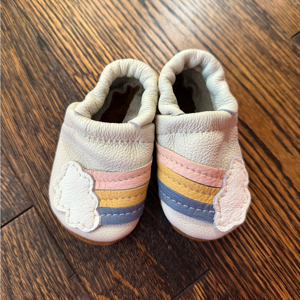 Starry Knight Design Baby Moccasin Shoes, Infant Size 2, Rainbow, worn once